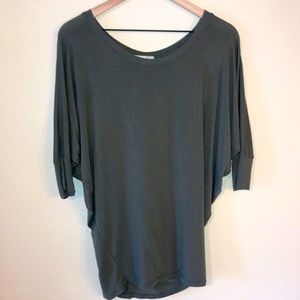 Green TOSKO 3/4 sleeve T-shirt